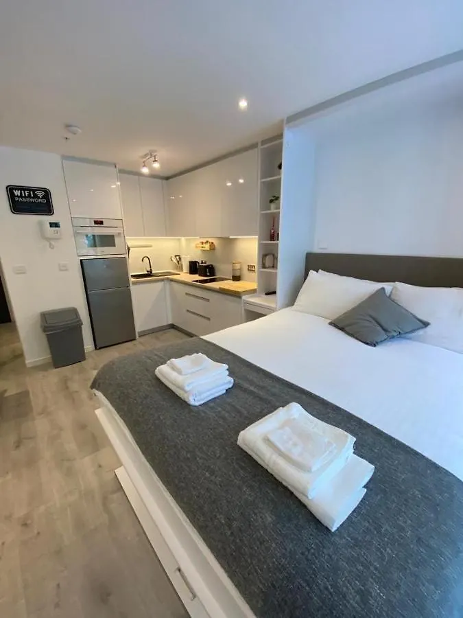 Cp High Floor Luxury Studio Gibraltar
